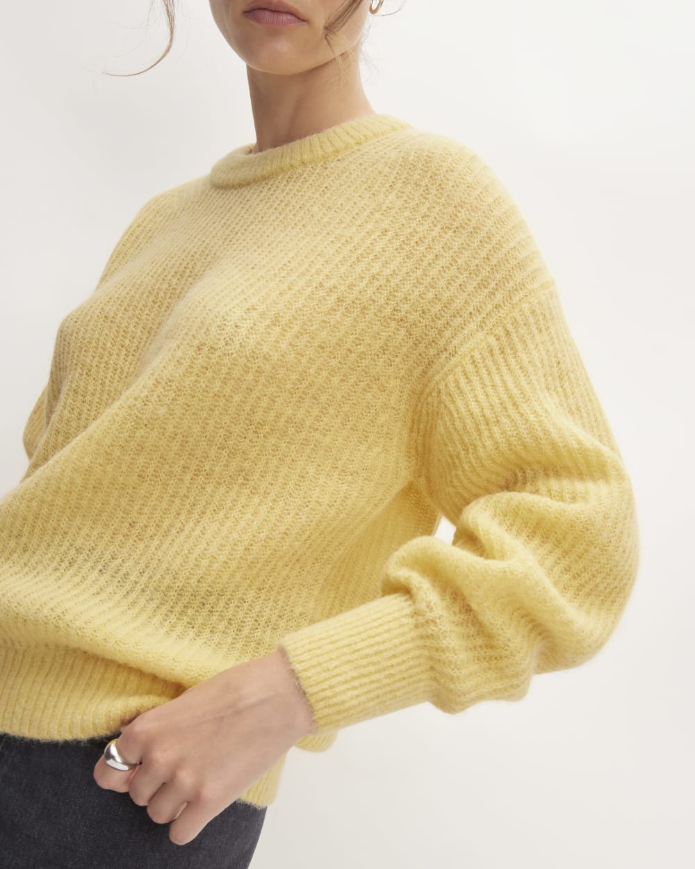 womens-alpaca-crew-raffia