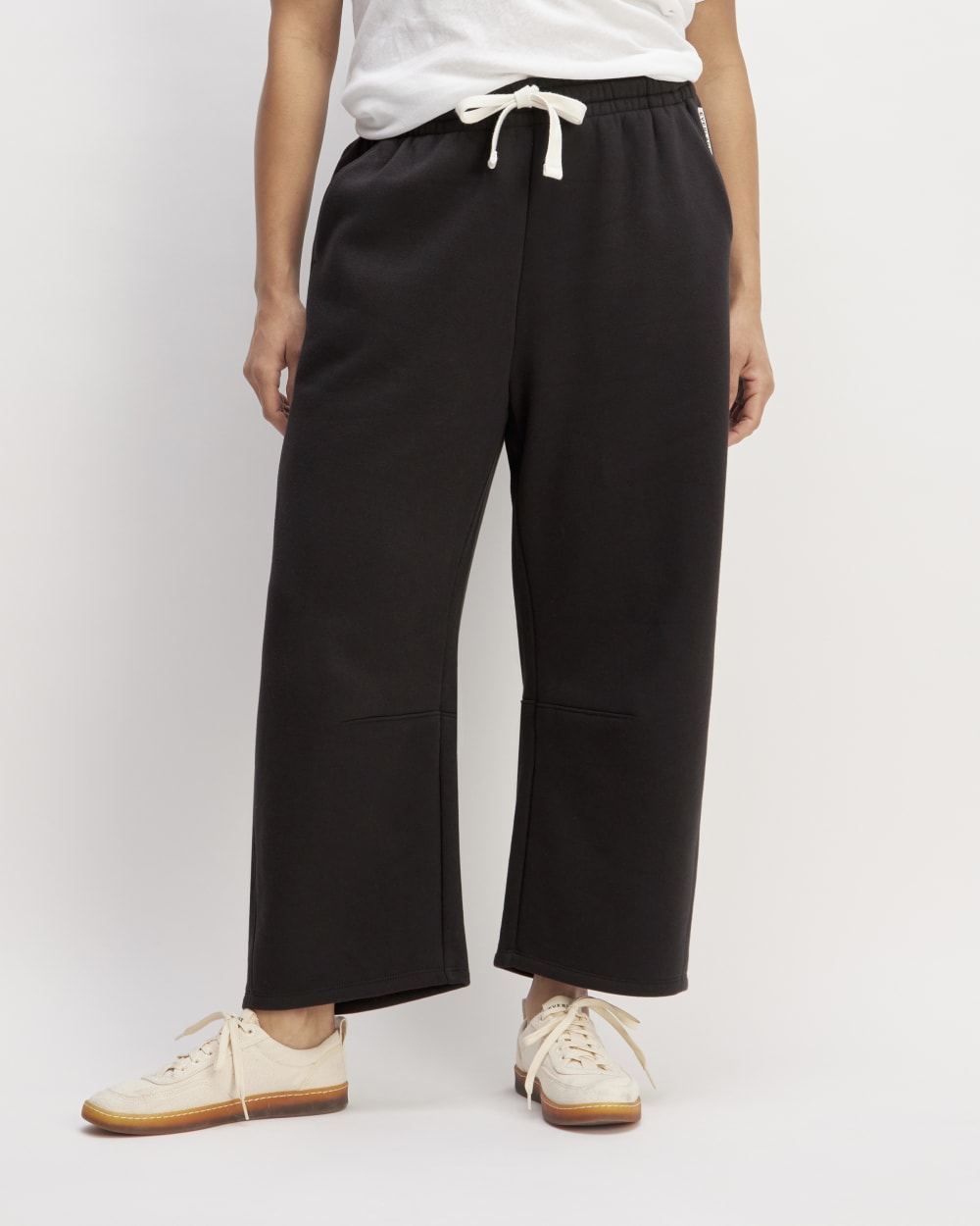 womens-retrack-barrel-sweatpant-black