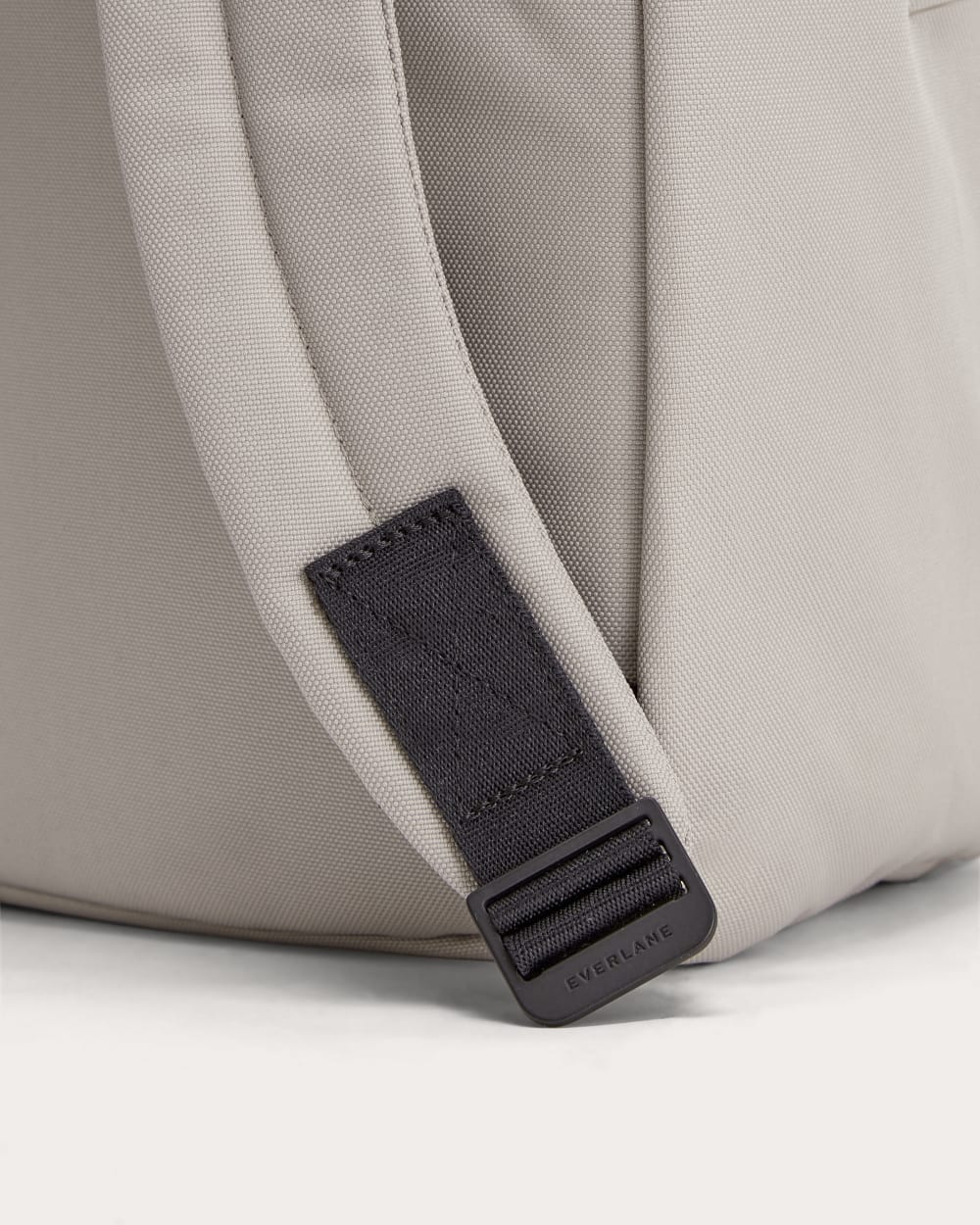 mens-renew-backpack-warm-quartz