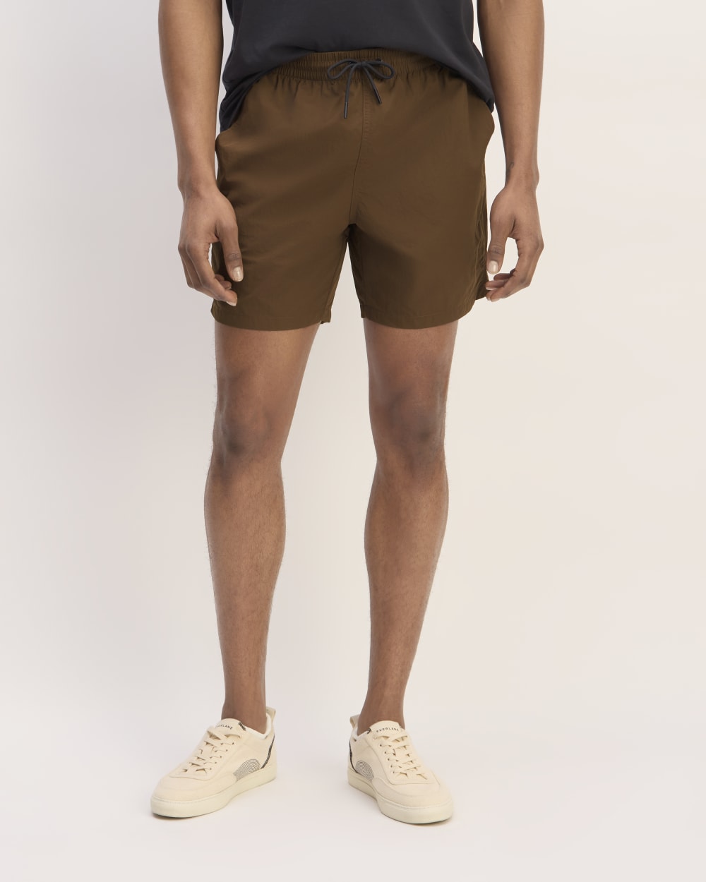 mens-renew-nylon-short-cocoa | primary