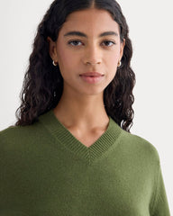 womens-cashmere-cropped-high-v-sweater-forest-green
