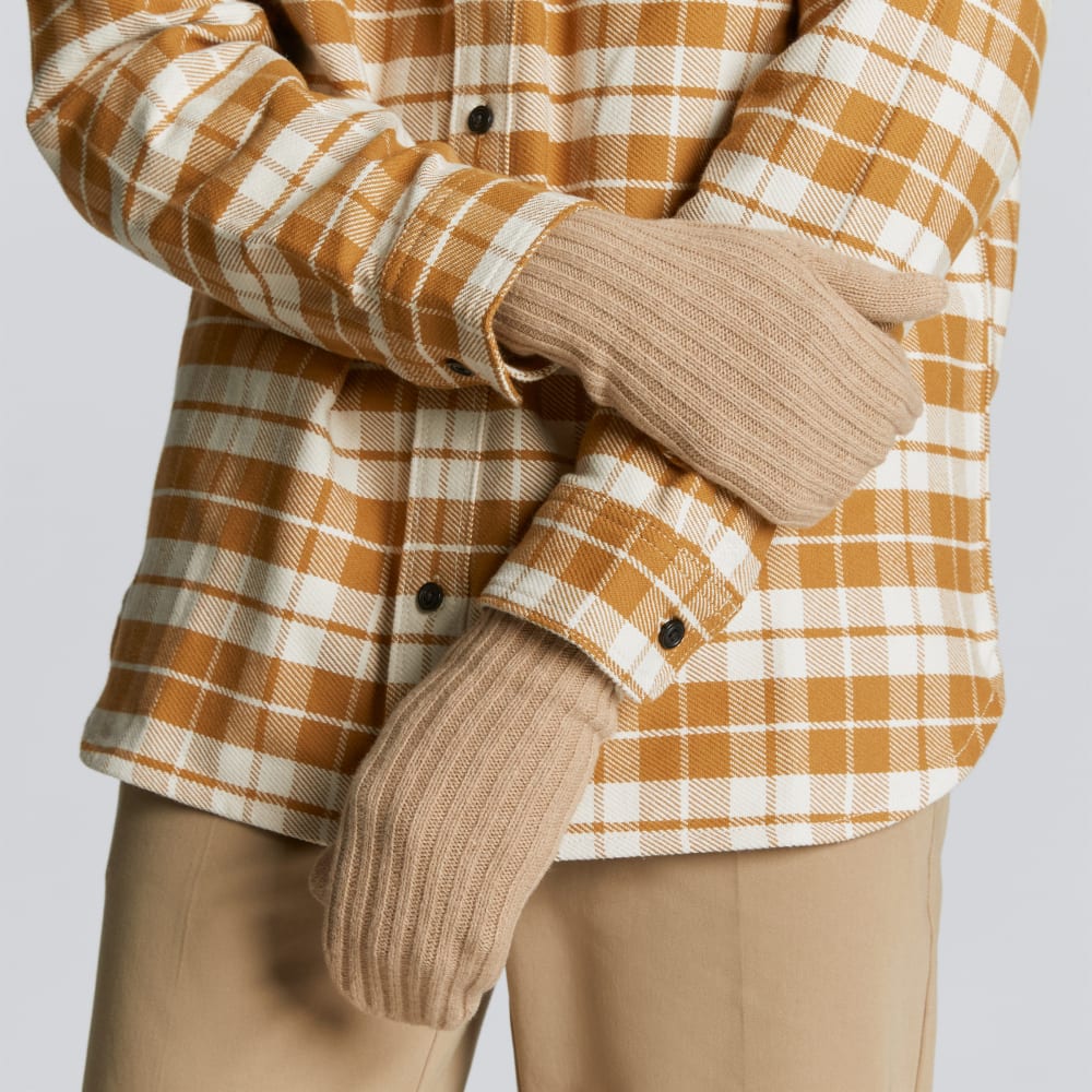 unisex-recashmere-mittens-light-camel