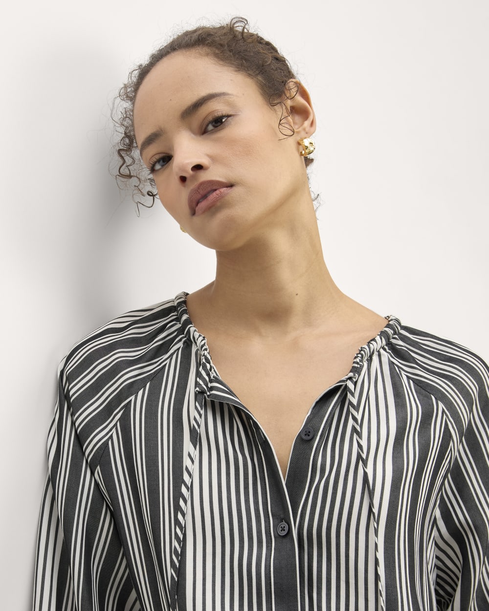 womens-tencel-gathered-shirt-black-bone