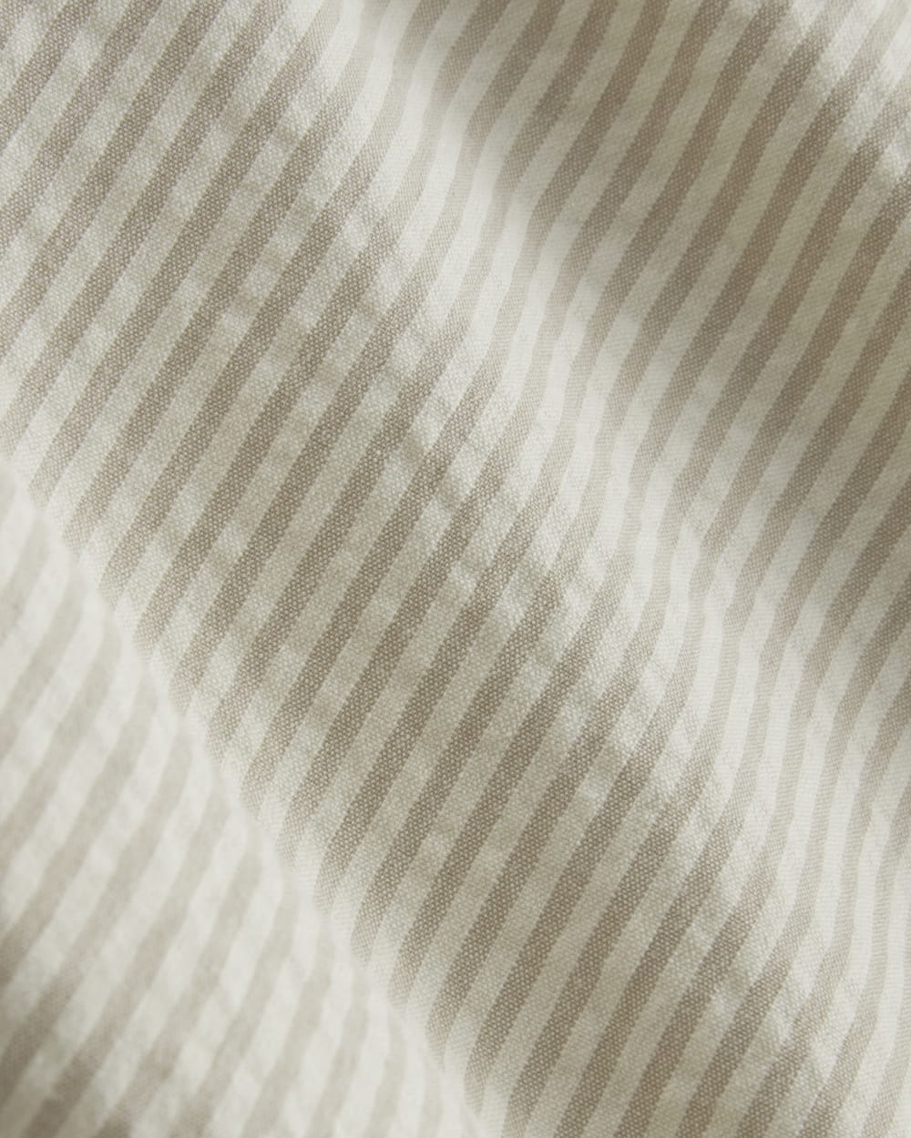 mens-seersucker-ls-resort-shirt-trench-coat-natural