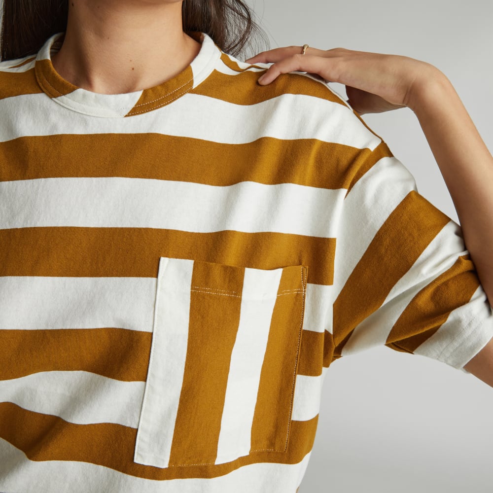 everyone-relaxed-tee-tapenade-canvas-tan | alt