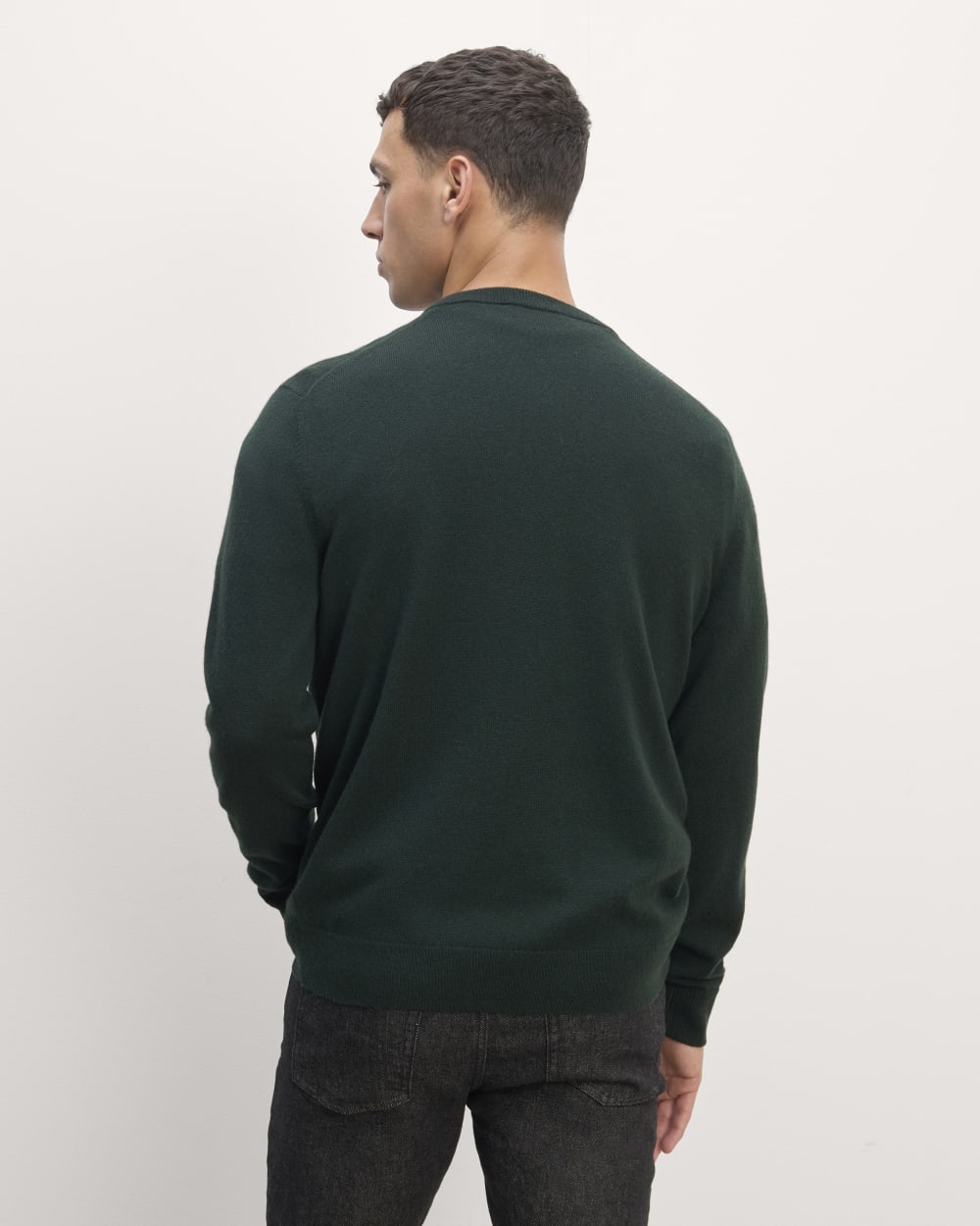 mens-cashmere-crew-scarab