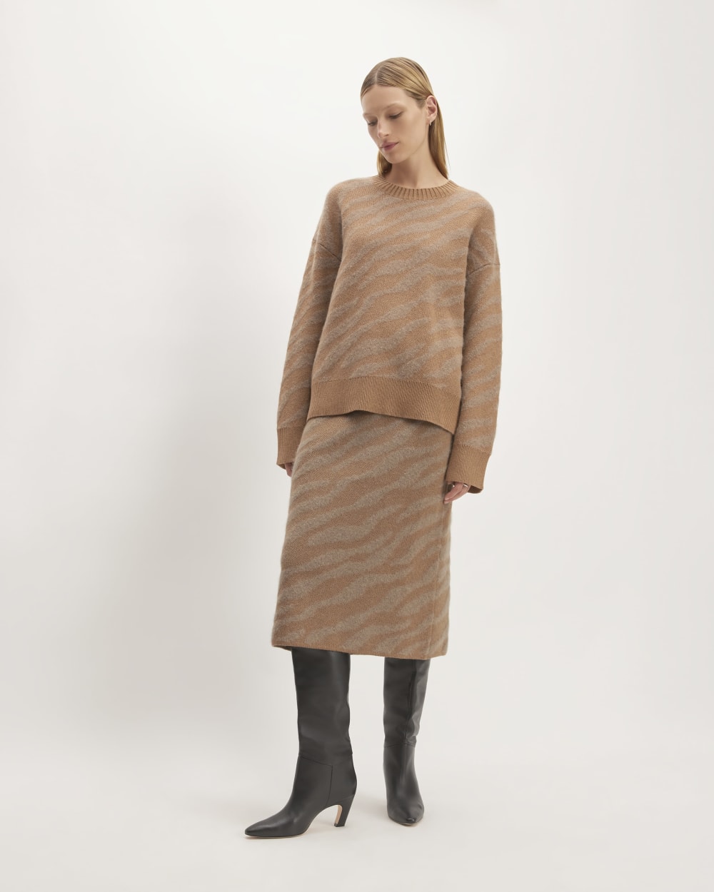 womens-alpaca-jacquard-skirt-camel-medium-brown | primary