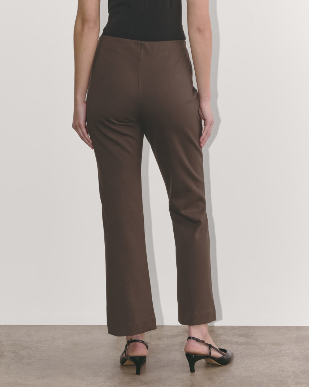 womens-dream-kick-flare-pant-earth-brown