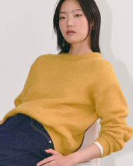 womens-alpaca-crew-gold