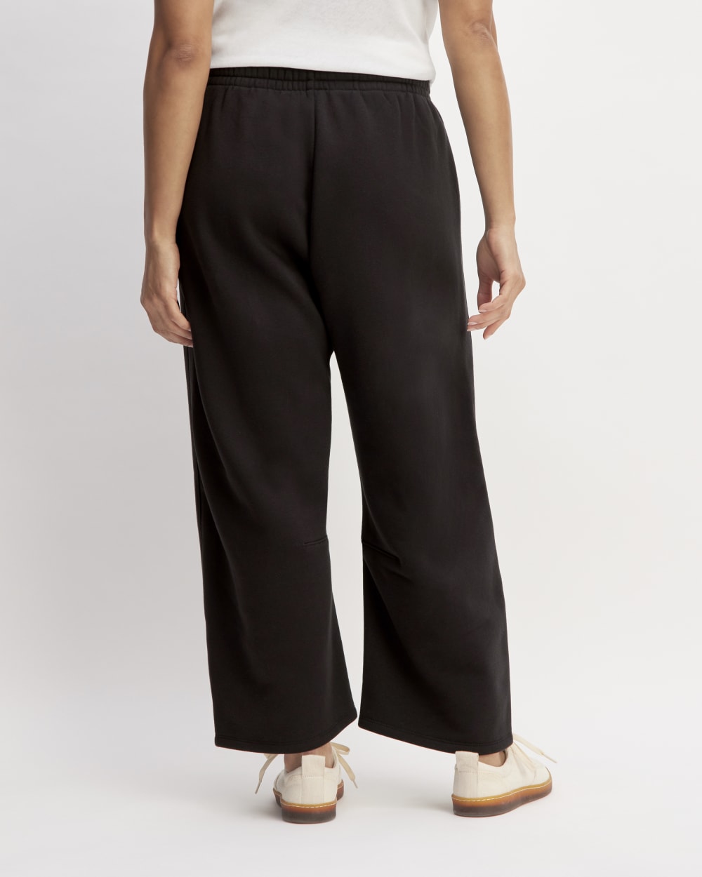 womens-retrack-barrel-sweatpant-black