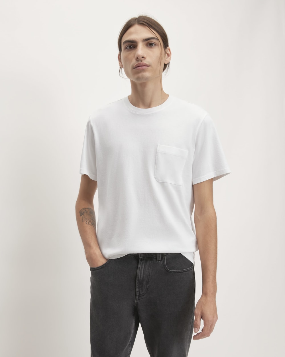 mens-organic-pocket-tee-white | primary