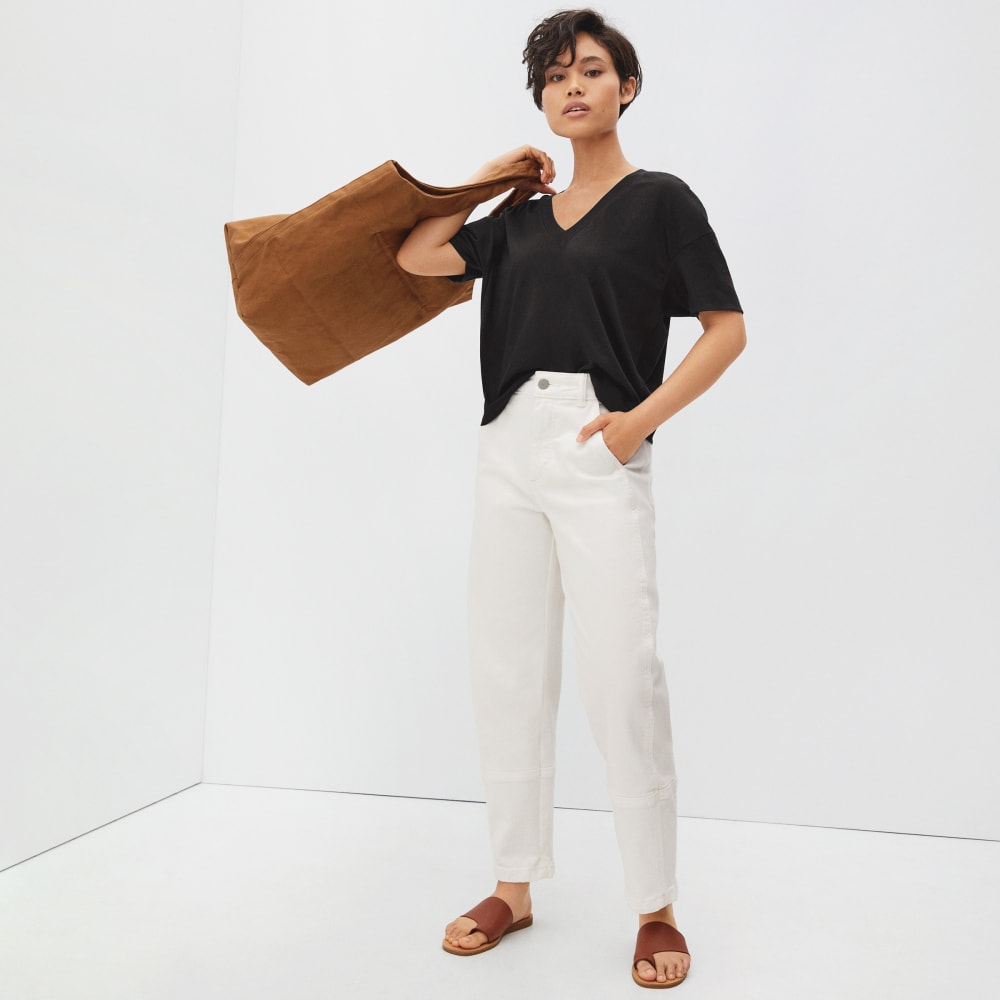 womens-organic-ctn-boxy-v-tee-black