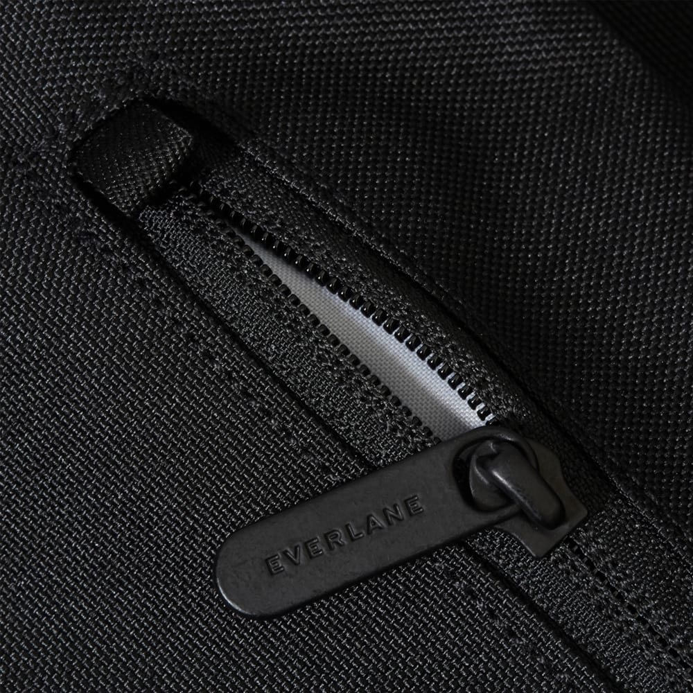 mens-renew-weekender-black