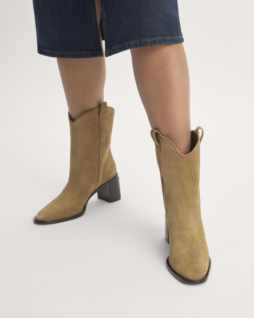 womens-outlaw-boot-sand-suede | alt