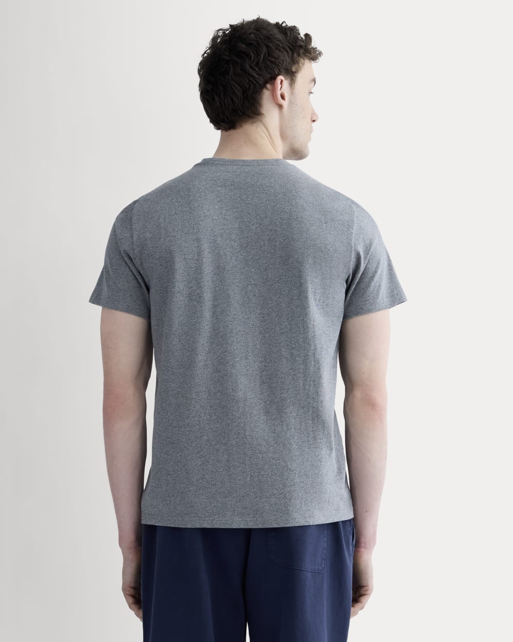 mens-heavyweight-pocket-tee-midheathergrey