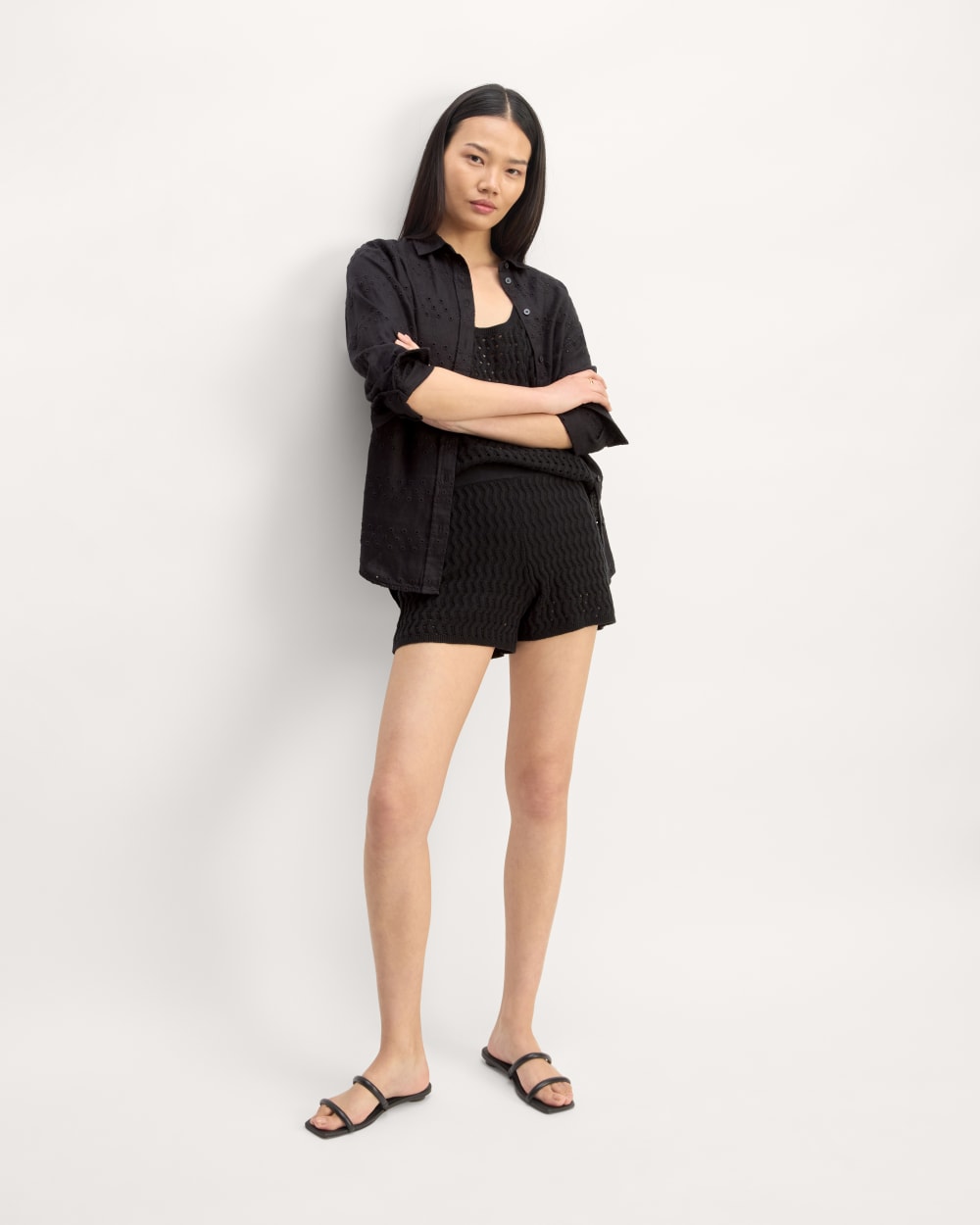 womens-crochet-short-black | primary