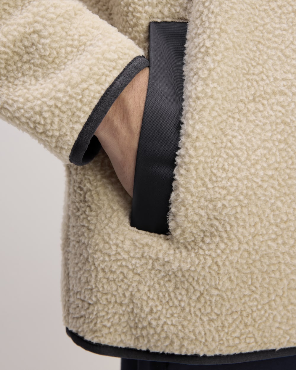 mens-renew-fleece-pullover-oatmeal