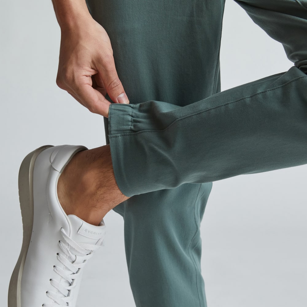mens-performance-traveler-chino-green-balsam