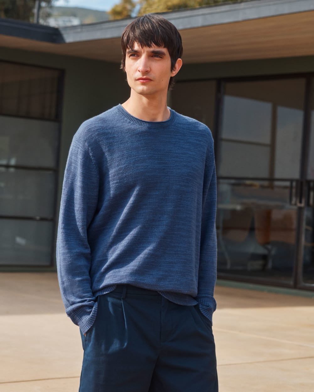 mens-cotton-linen-pullover-indigo | editorial