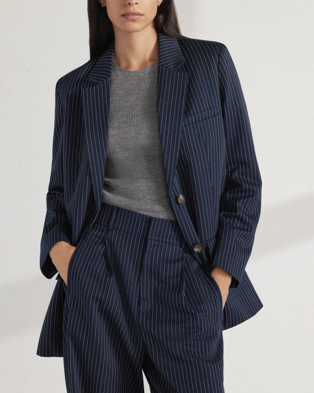 womens-ultrafine-merino-ribbed-crew-heather-mid-grey