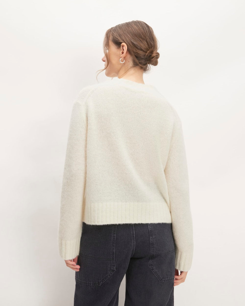 womens-alpaca-cropped-crewneck-sweater-snow