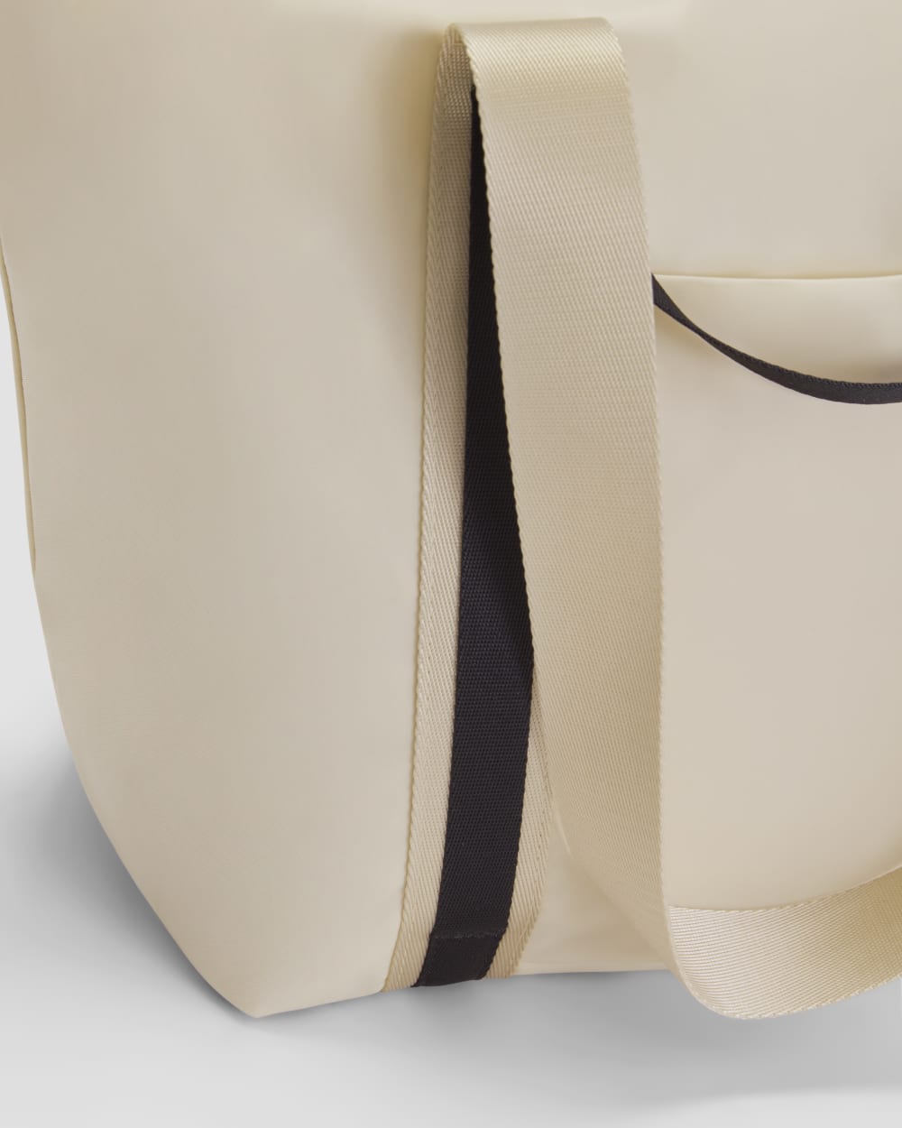 womens-recycled-nylon-tote-parchment