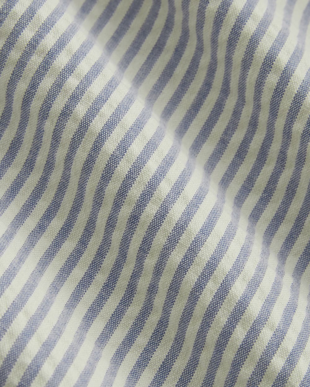 mens-seersucker-resort-shirt-dblue-natural