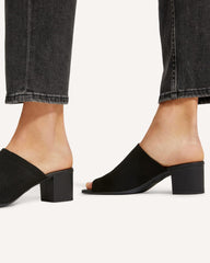 womens-reknit-block-heel-sandal-black