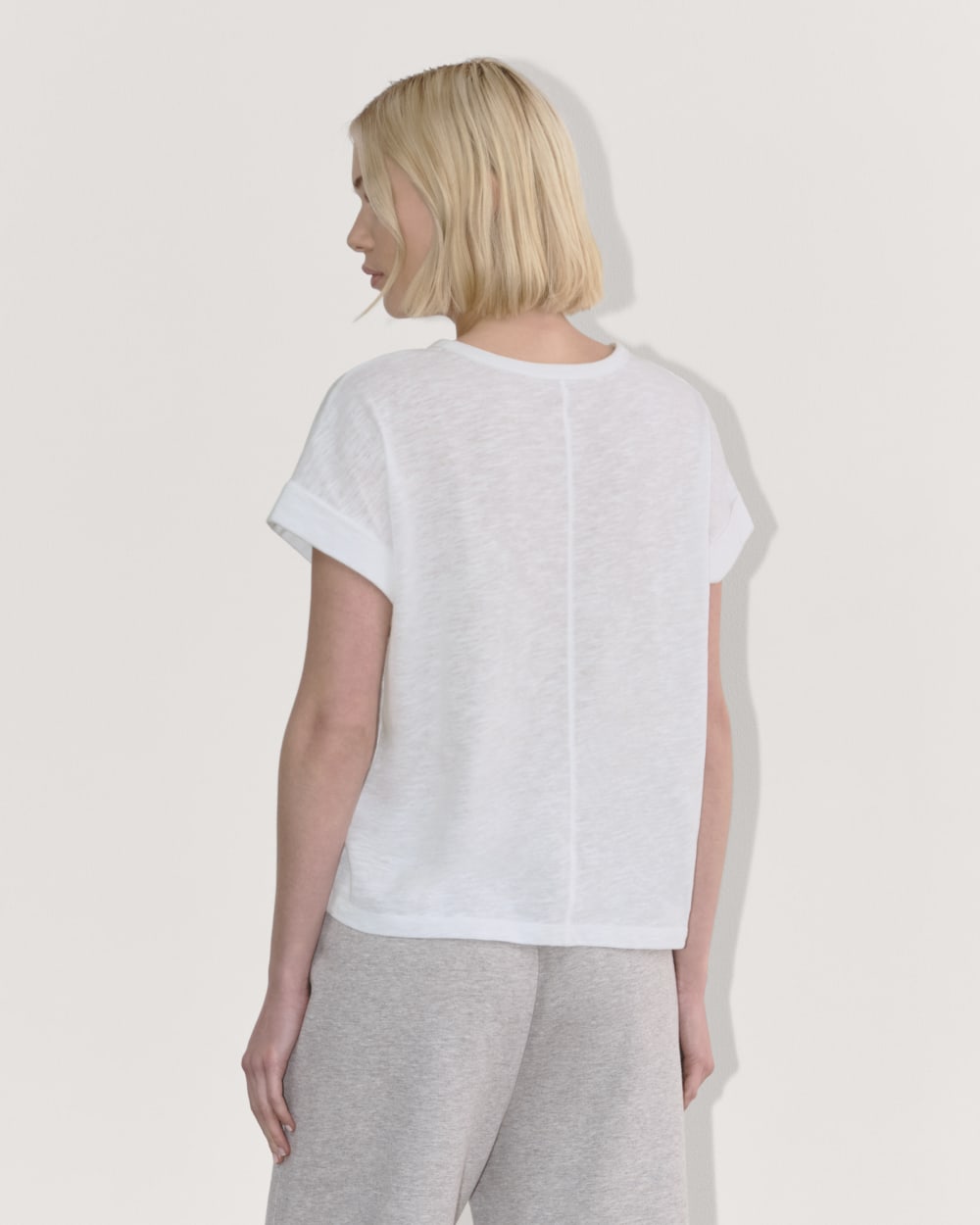 womens-perform-tee-white